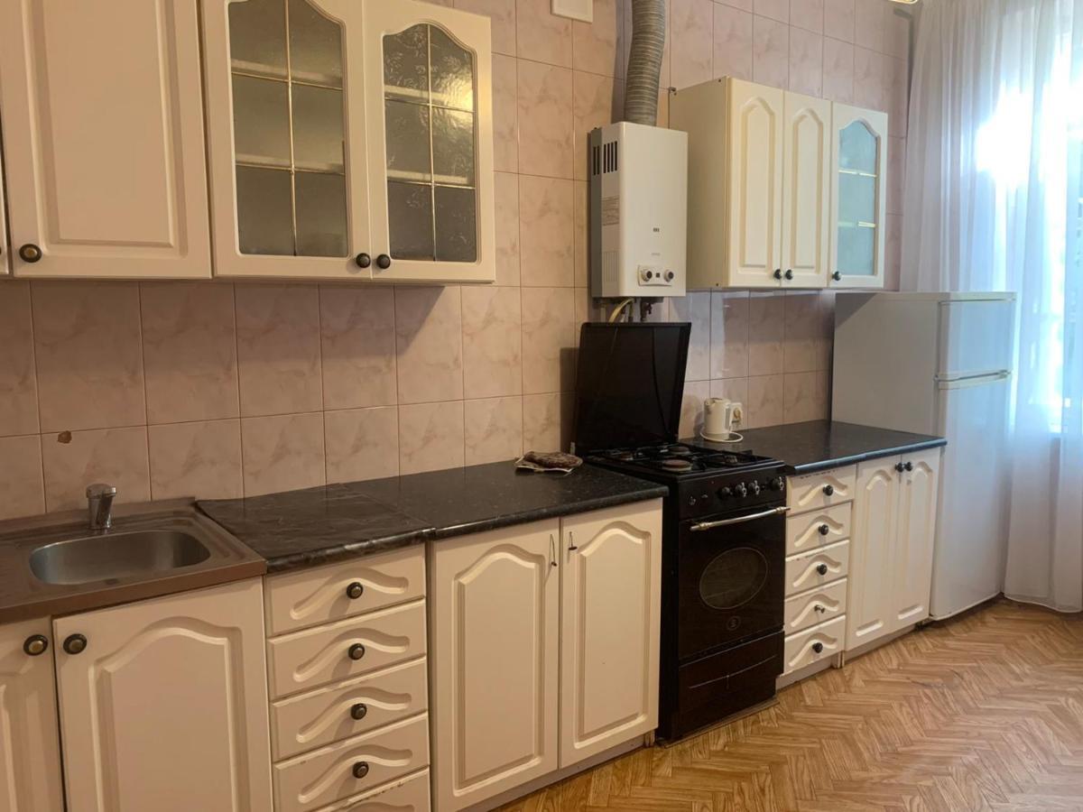 Цум Пассаж Яворницького 55 Dnipro Exterior foto