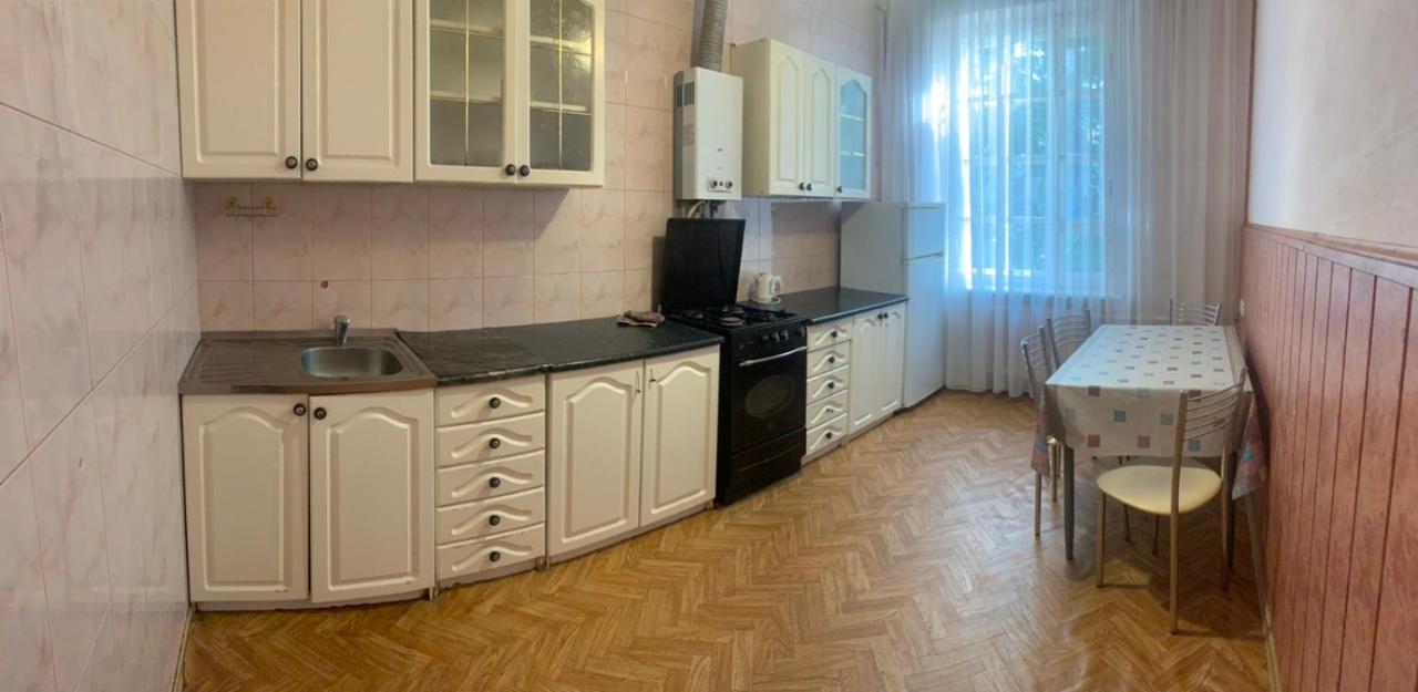 Цум Пассаж Яворницького 55 Dnipro Exterior foto