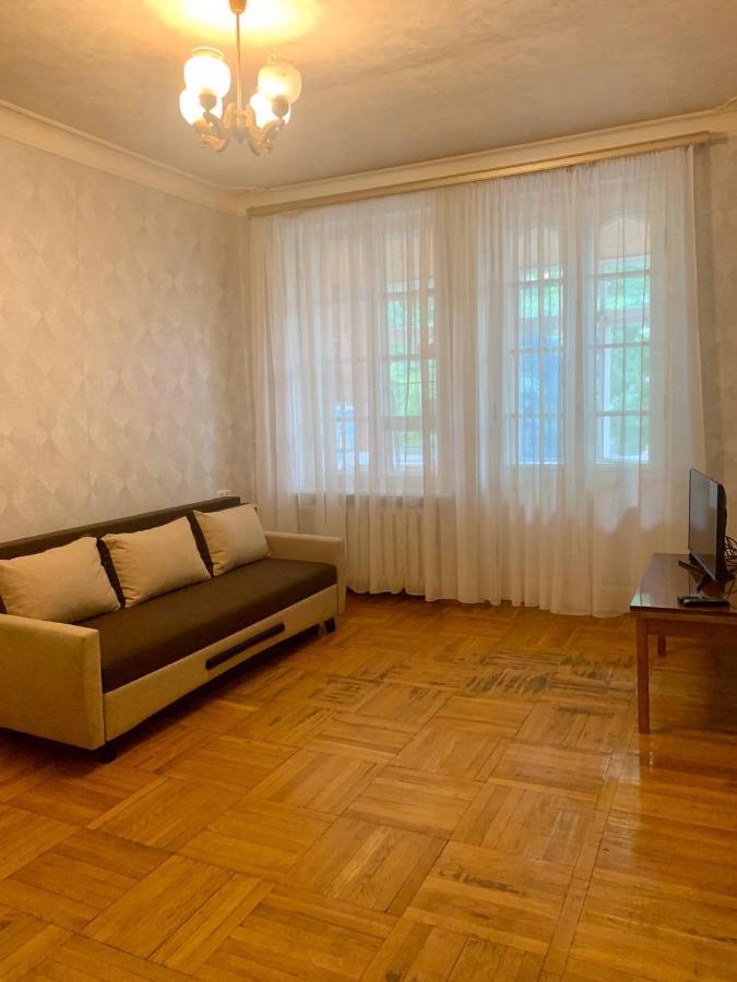 Цум Пассаж Яворницького 55 Dnipro Exterior foto